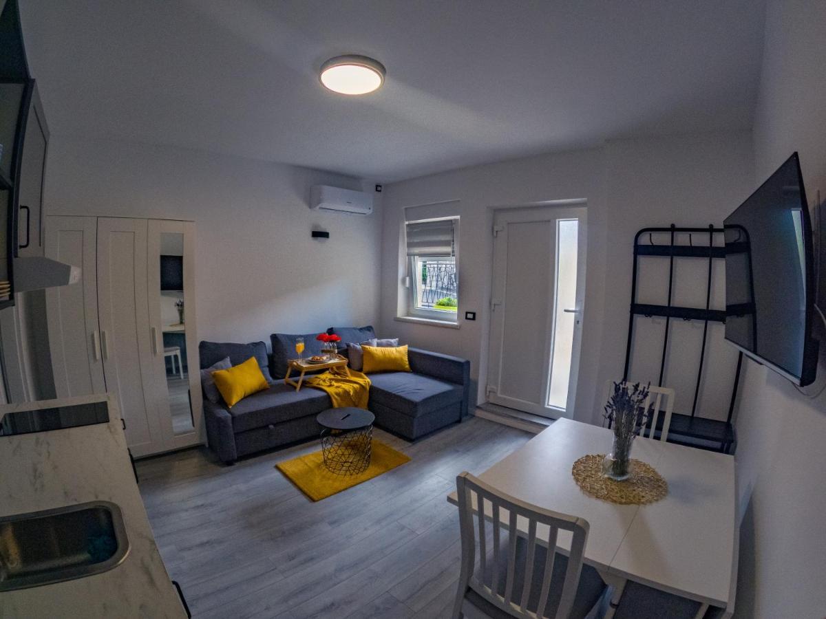 Deluxe Apartment And Studio "Nona Fa" Rijeka Exterior foto